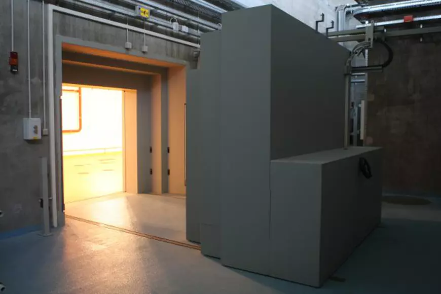 VIDEO EXCLUSIV. Experimente ”exotice” la doi pași de Capitală. Laserul de la Măgurele va crea, pentru studiu, ”materia întunecată”