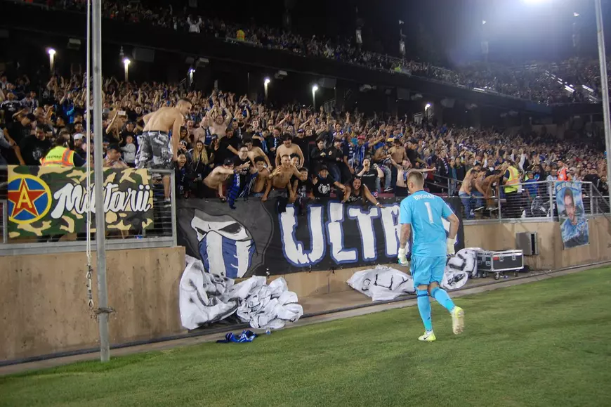 Fanii Stelei s-au rupt de FCSB și susțin fenomenul ultras tocmai în MLS | FOTO&VIDEO