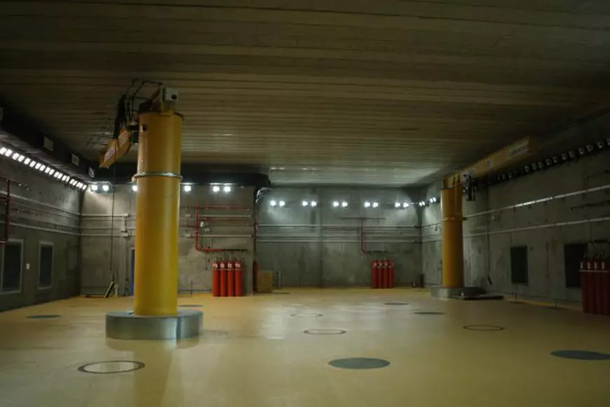 VIDEO EXCLUSIV. Experimente ”exotice” la doi pași de Capitală. Laserul de la Măgurele va crea, pentru studiu, ”materia întunecată”