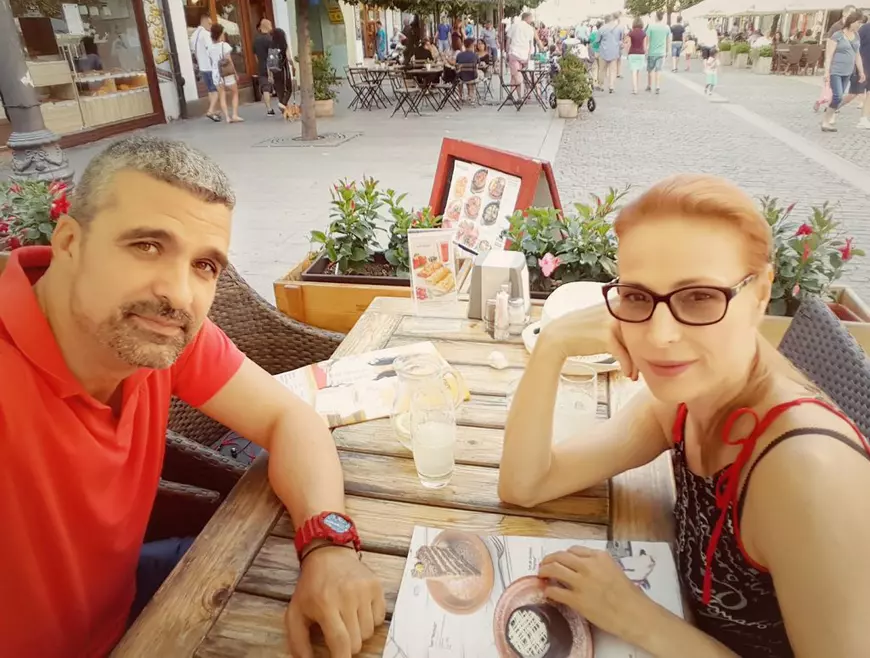 Aurelian Temișan, familist convins. În ce ipostaze a fost fotografiat alături de soția sa și fiica lor