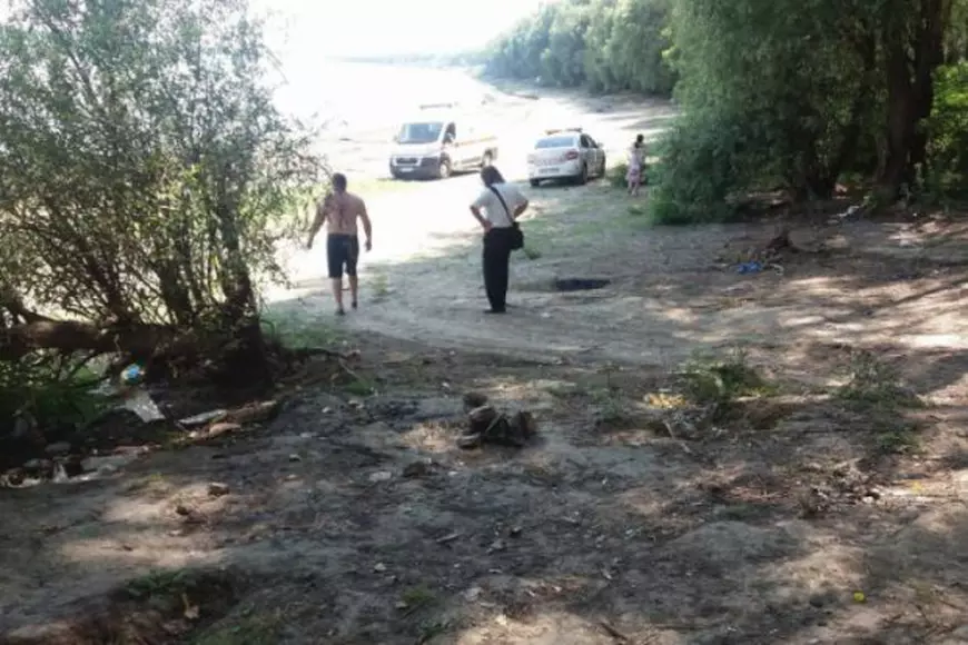 Un băiat de 14 ani și unchiul său care încerca să îl salveze, înecați în Dunăre