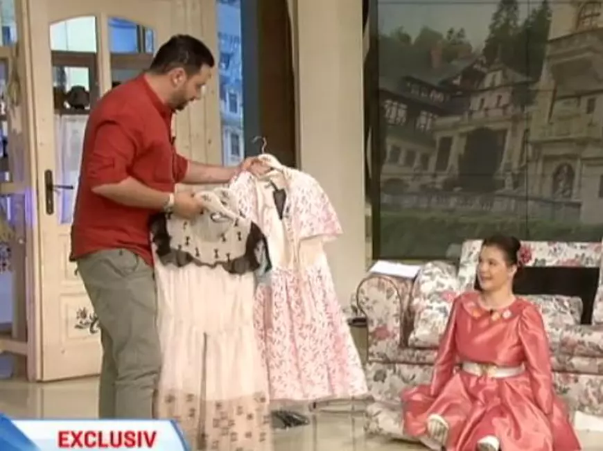 Ce cadouri a primit Lorelai Moșneguțu, fata fără mâini care cântă la pian. Câștigătoarea Românii au talent a fost extrem de încântată | FOTO
