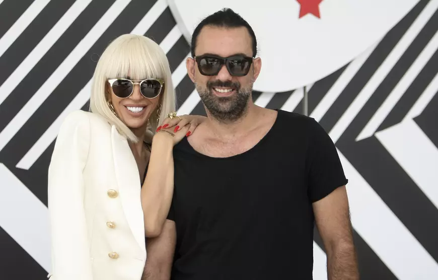 VIDEO EXCLUSIV/ Raluca Bădulescu își face vacanța cu actualul și fostul soț. „Plecăm cu copilul”