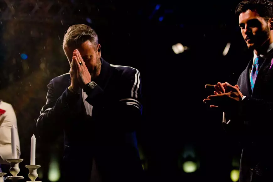 FOTO EXCLUSIV/ Carmen Iohannis, apariție surpriză la festivalul de modă de la Sibiu. A stat în primul rând și a admirat noile tendințe