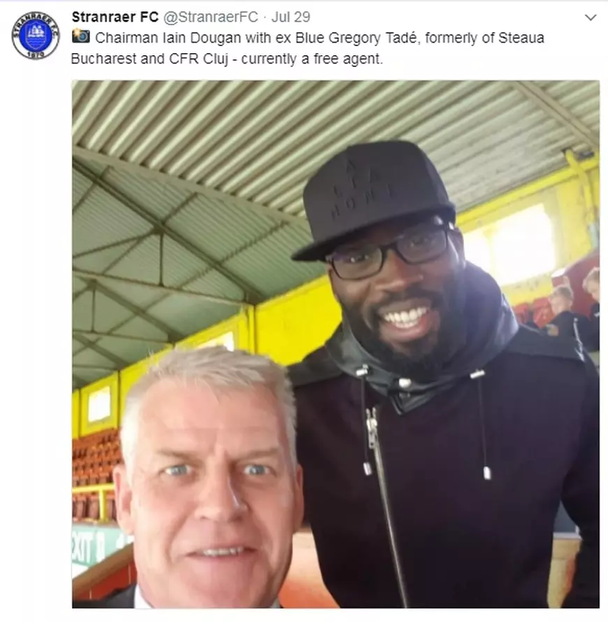 Tade și șeful clubului Stranraer