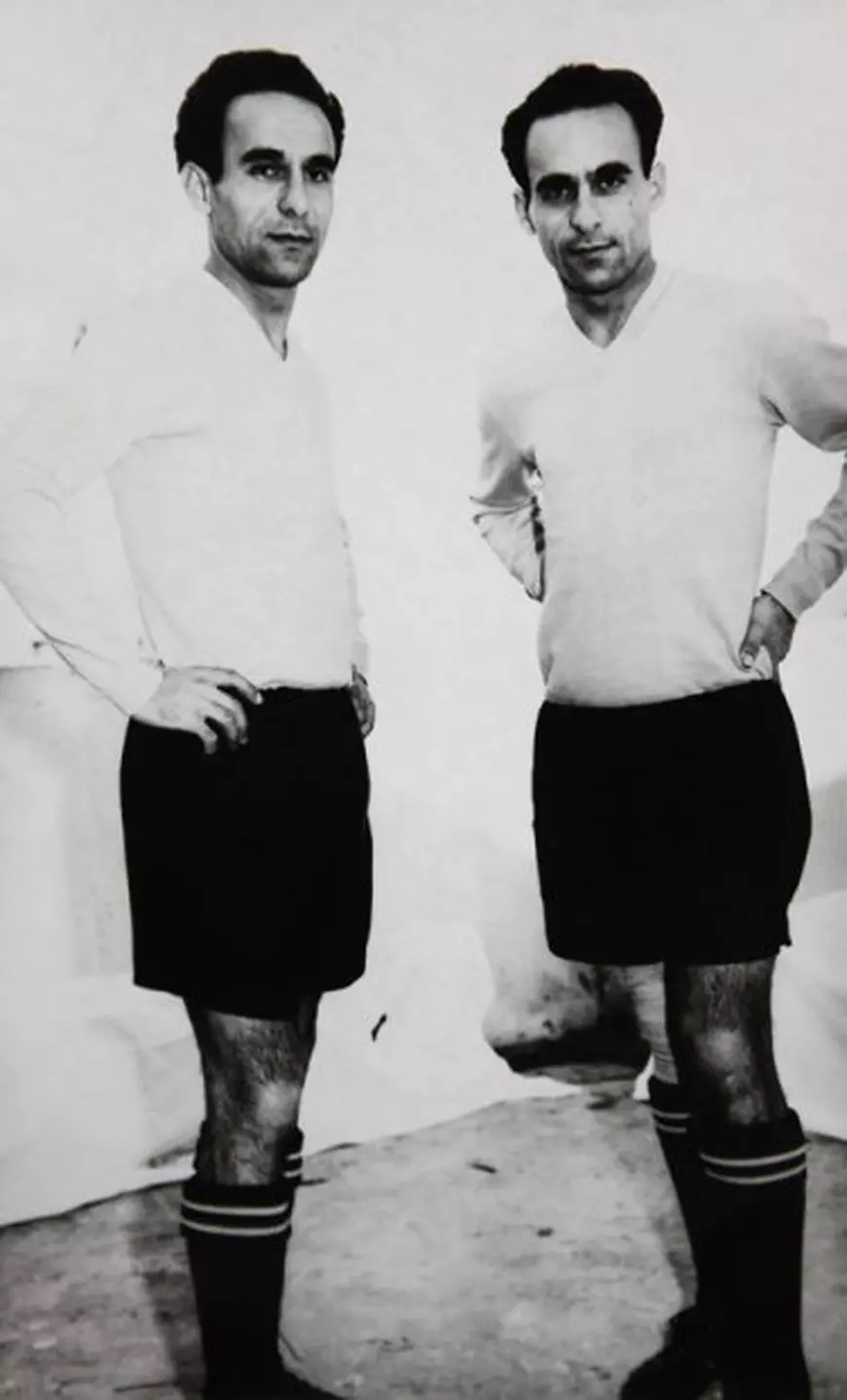 Dumitru și Anton Munteanu (dreapta)