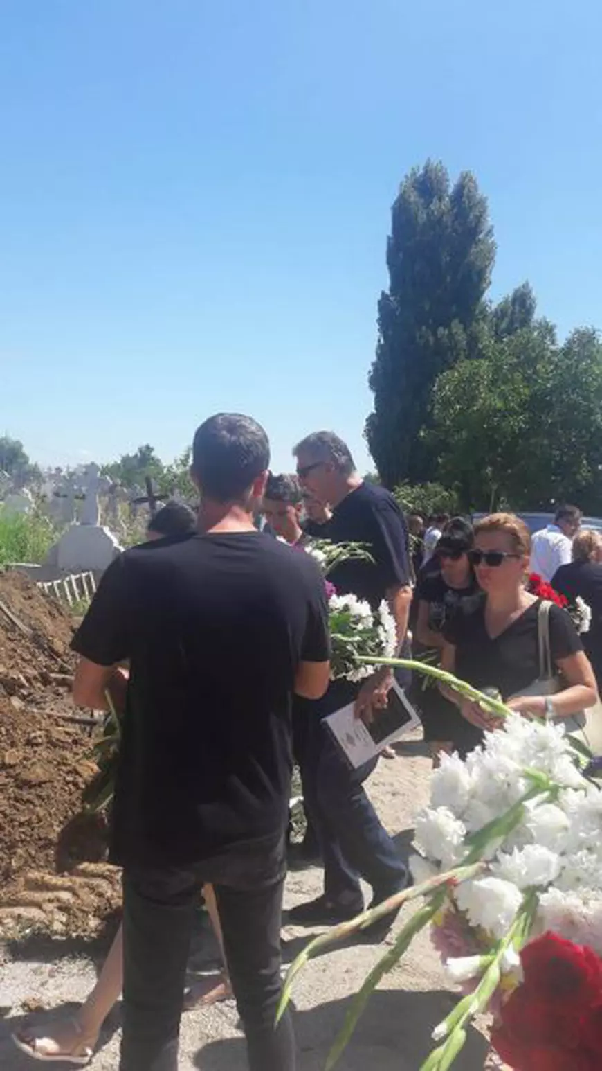 Marina Scupra, condusă pe ultimul drum. Artista va fi înmormântată astăzi, iar fiica ei nu va fi prezentă