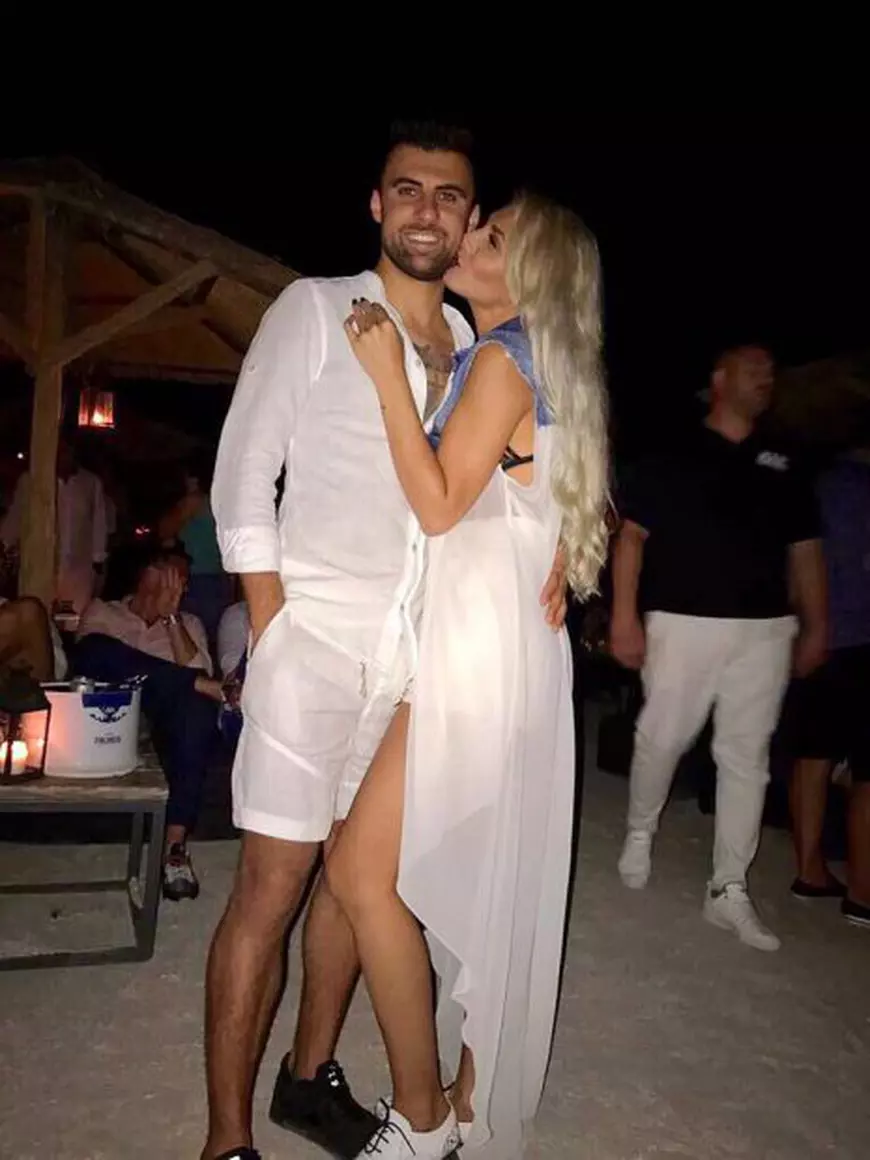 Sorana Darclee este din nou fericită. El este bărbatul care îi face zilele frumoase. “Felicitări. Vă stă bine împreună”