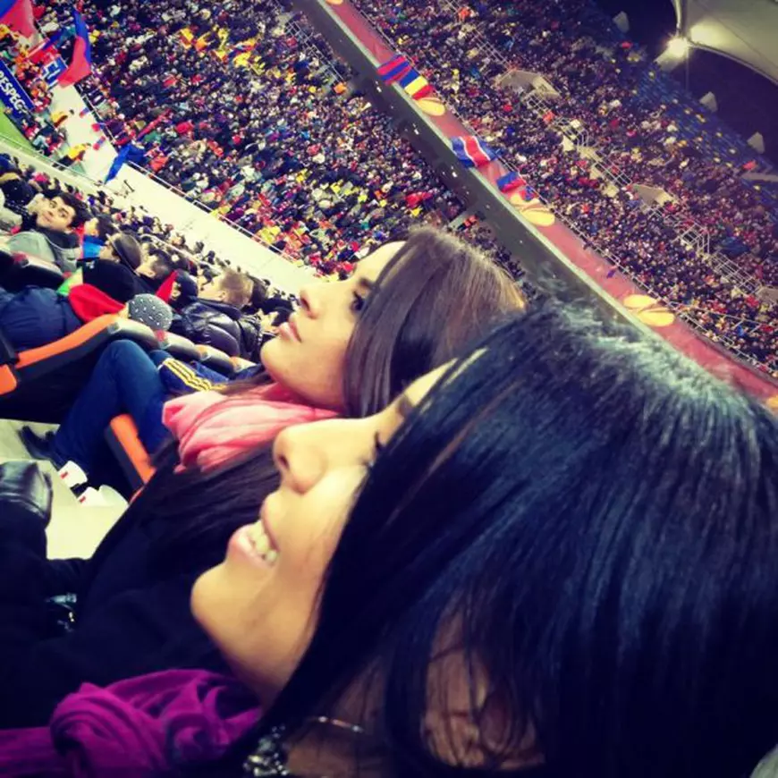 Corina Caragea și Ramona Păun pe stadion