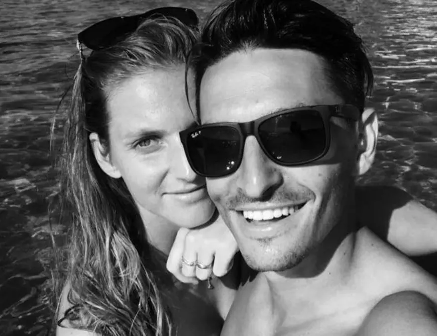 Karolina Pliskova s-a logodit. Liderul WTA și-a oficializat relația cu Michal Hrdlicka. Cum arată norocosul. La noi, Simona Halep este pe 2 WTA, dar și fără iubit