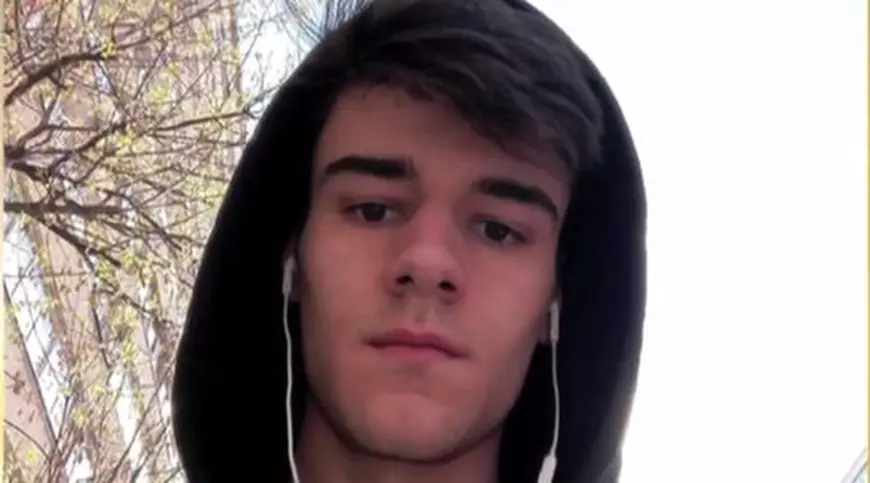 Sunt copii de vedete, dar își câștigă singuri banii! Ce fac moștenitorii din showbiz în vacanțe | FOTO