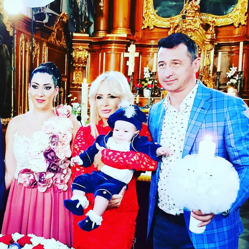 EXCLUSIV/ Daniela Gyorfi a cheltuit în jur de 3.000 de euro cu botezul finului său. O nașă generoasă!