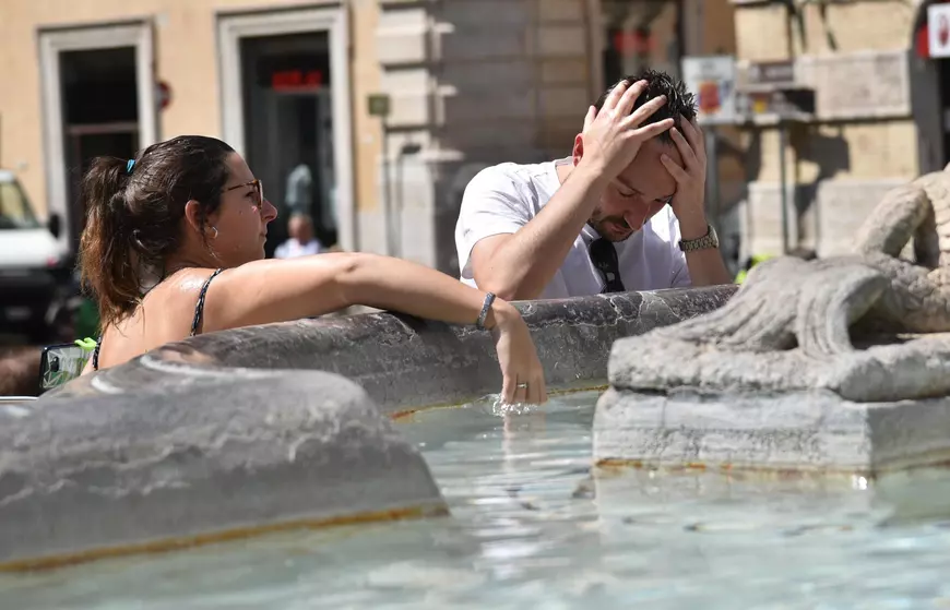 Europa se confruntă cu cea mai caldă vară din ultimii zece ani. Temperaturile au ajuns la 44 de grade Celsius