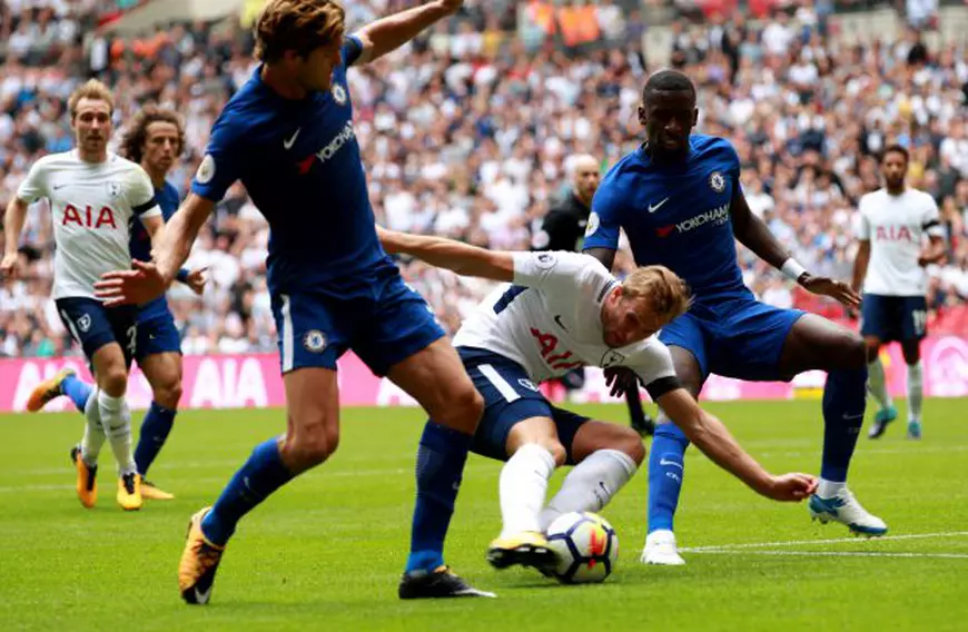 Anglia, etapa a 2-a. City s-a împiedicat. Chelsea a bătut pe terenul rivalei Tottenham. Man. Utd. succes clar. Stop Arsenal. Rezultate | VIDEO