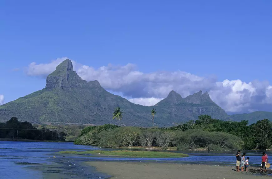 Cele mai pașnice națiuni din lume. Topul țărilor care nu au armată