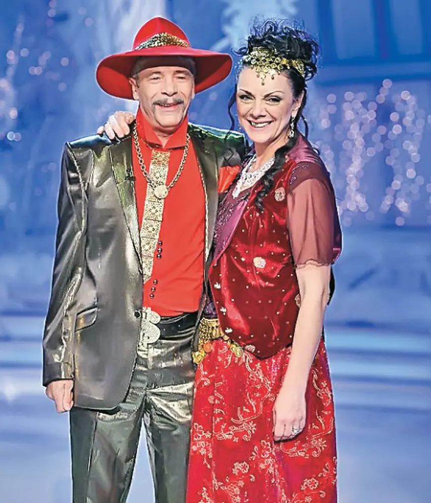 VIDEO EXCLUSIV | Carmen Tănase nu mai scapă de "Flăcărica". ”O mămică și-a botezat copilul așa!”