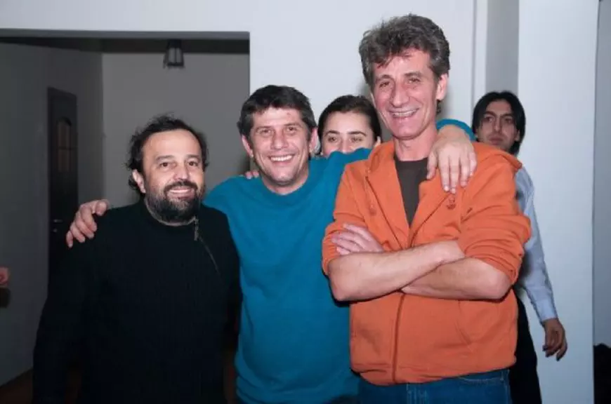 Un an de la moartea lui Gyuri Pascu. Prietenii lui se strâng la Agnita și cântă pentru el la casa de cultură