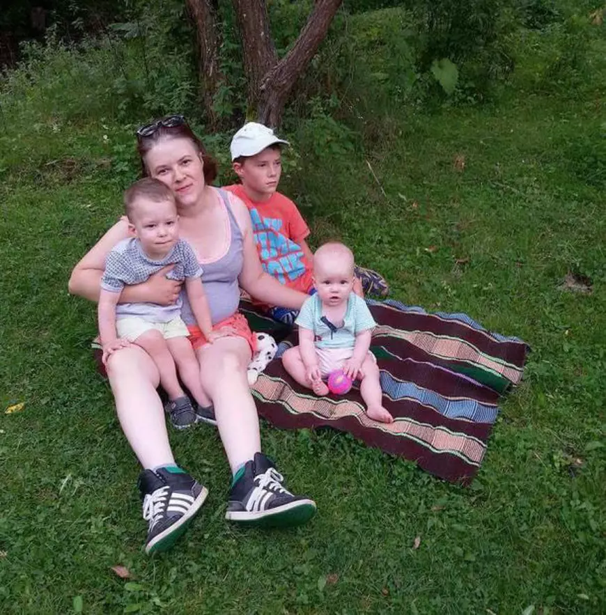 Confesiunea tulburătoare a unei mame. Prima zi de școală a unui copil autist: ”Îi mai arăt lui David încă o dată holul şi numărăm uşile, 1, 2, 3...”