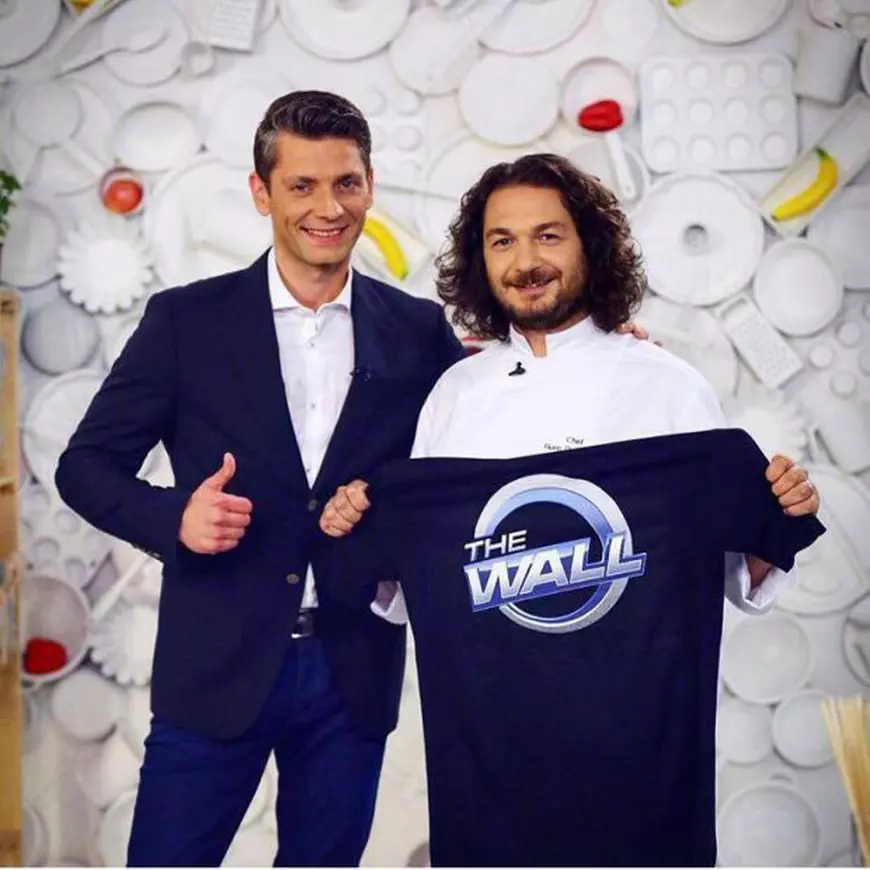 Vizită surpriză la în platoul emisiunii Chefi la cuțite. Florin Dumitrescu a rămas mască