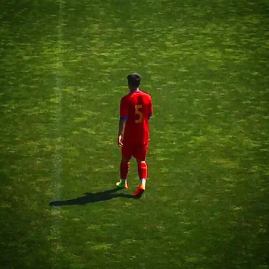 Nicholas Popescu, mai talentat decât Ianis Hagi. Ce spun antrenorii despre fiul ”Baciului”