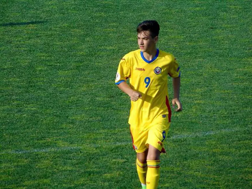 Nicholas Popescu, mai talentat decât Ianis Hagi. Ce spun antrenorii despre fiul ”Baciului”