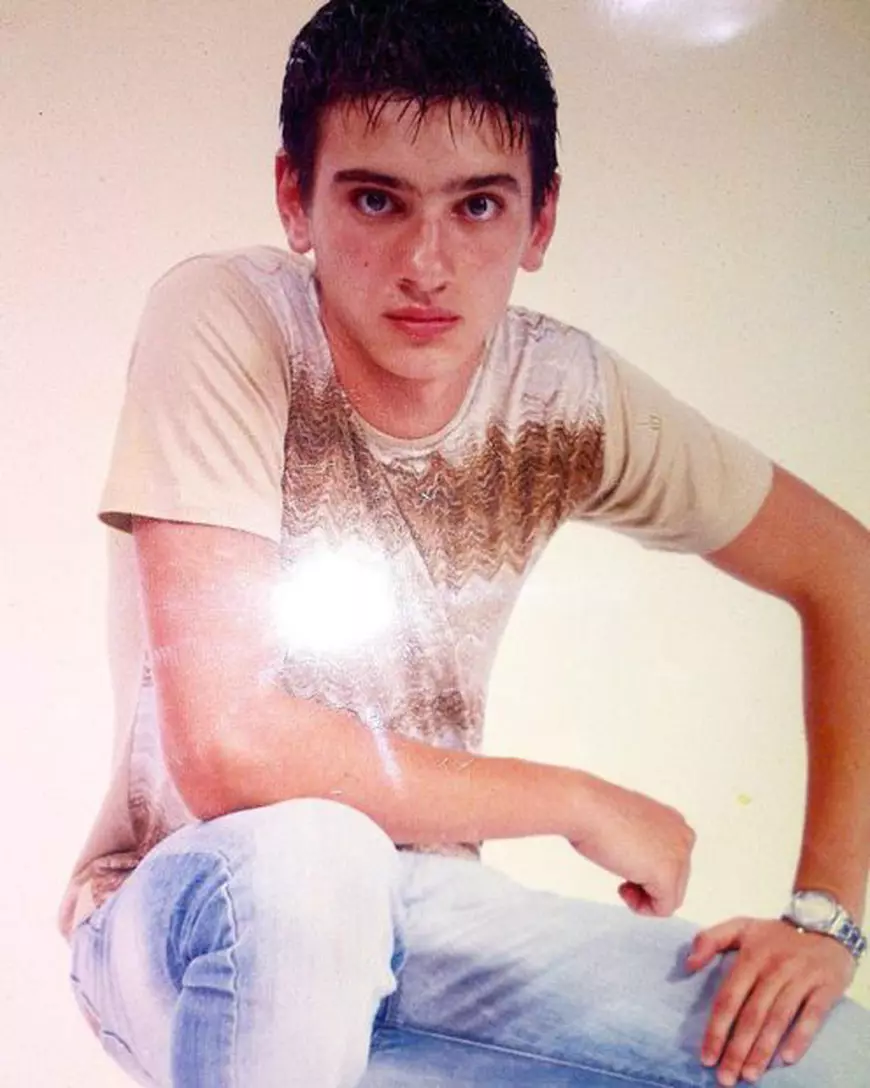 Cum arăta Dorian Popa în adolescență. Fanii au făcut glume pe seama lui atunci când au văzut imaginea