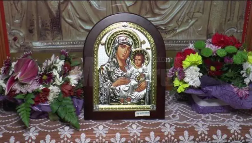 a furat o icoană din biserică, în Rădăuți