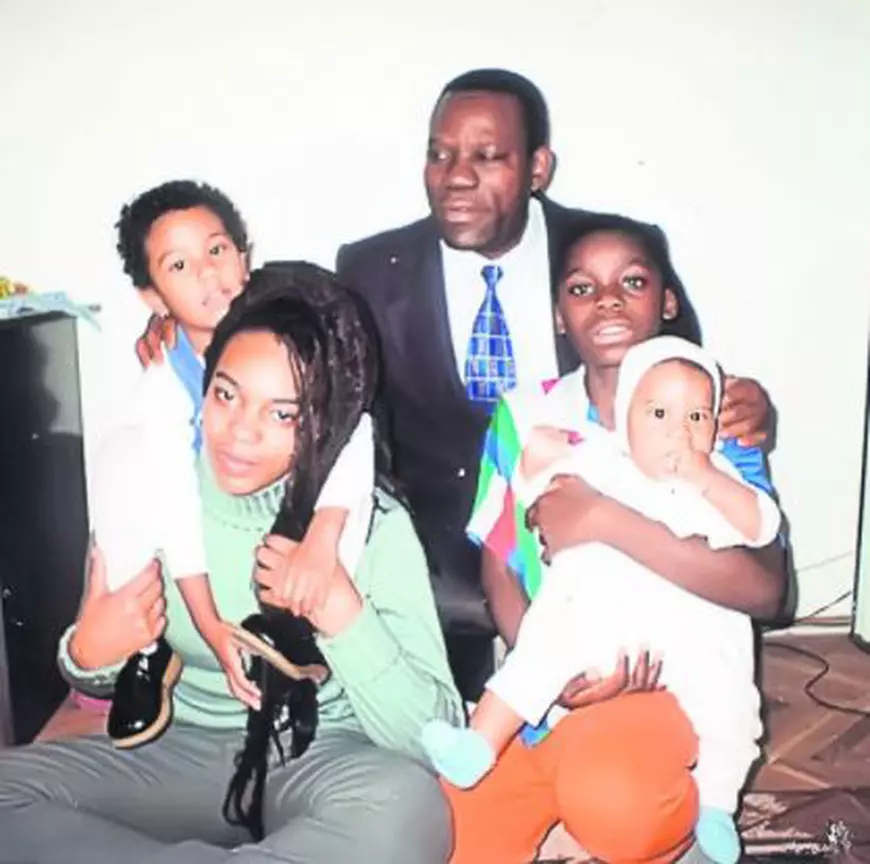 Julie Mayaya nu suportă zăpada. Fuge în fiecare an în Congo, să scape de ninsoare