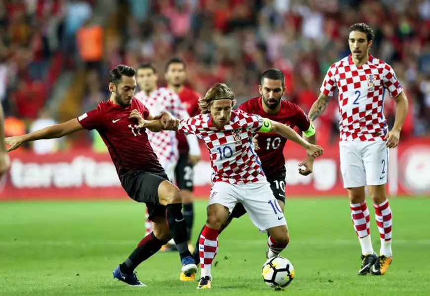 Preliminarii CM 2018, zona Europa. Cenk Tosun a adus victoria pentru Turcia lui ”Il Luce”. Recital ”Furia roja” | VIDEO