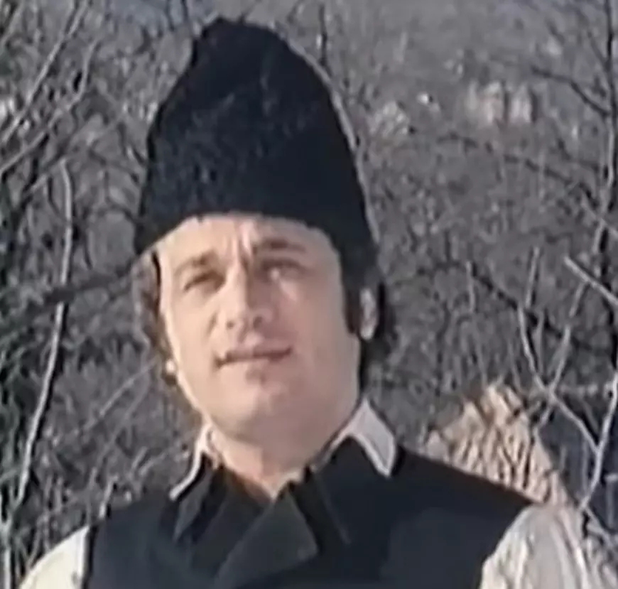 EXCLUSIV/ ”Ionuț Dolănescu suferă de amnezie”. Un artist reputat i-a propus să realizeze bustul lui Ion Dolănescu și nimeni nu i-a recunoscut meritele