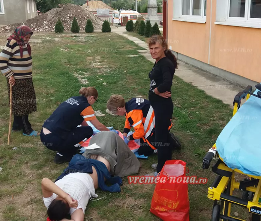 A născut în curtea școlii. S-a întâmplat la Vaslui