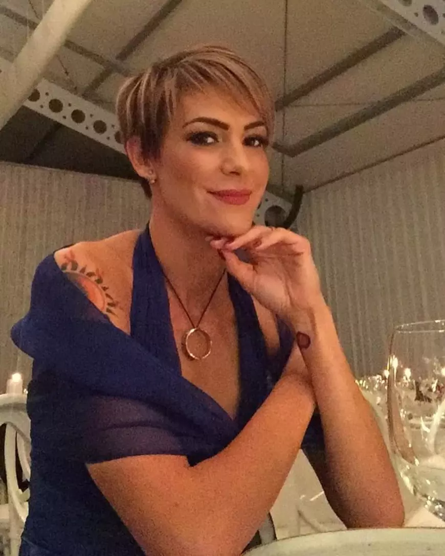 EXCLUSIV/ Xtreme love! Roxana Ciuhulescu a devenit clienta fidelă a saloanelor de înfrumusețare...din dragoste