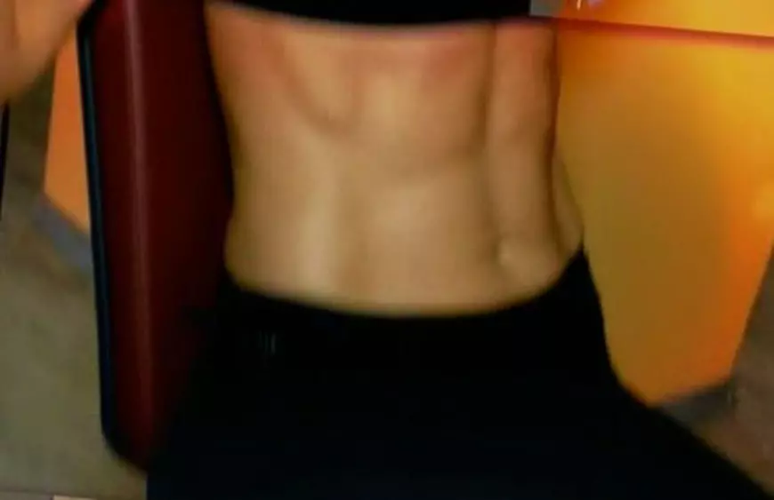 Are 47 de ani, dar ARATĂ de 20! Ea este soacra lui Pitbull Atodiresei