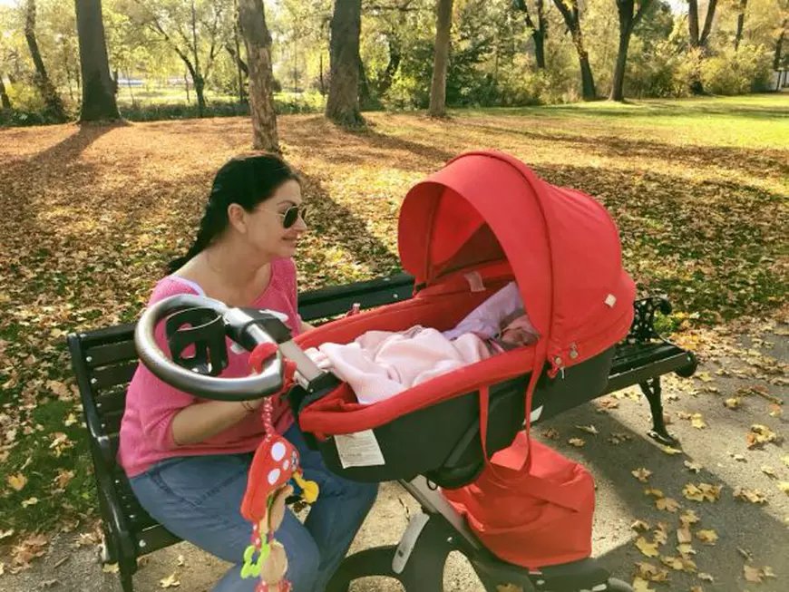 Gabriela Cristea și Tavi Clonda și-au scos fetița în parc. Ce imagine emoționantă