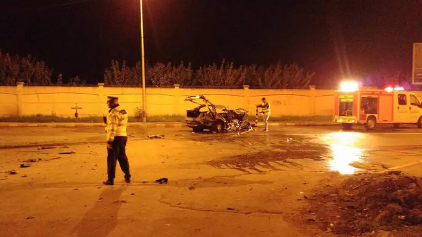 A ars de viu în urma unui accident în Pipera. Mașina s-a făcut scrum, după ce a lovit o pasarelă pietonală