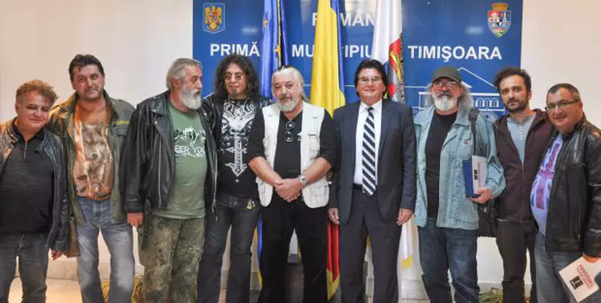 Concert umanitar după furtuna din Timișoara. Phoenix, Cargo, Pro Musica și mulți alții urcă pe scenă, în Piața Libertății