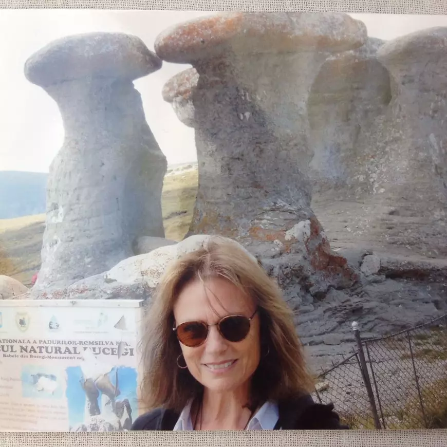 FOTO| Jacqueline Bisset a fost în România și vorbește de frumusețile Transilvaniei și hoții de lemn