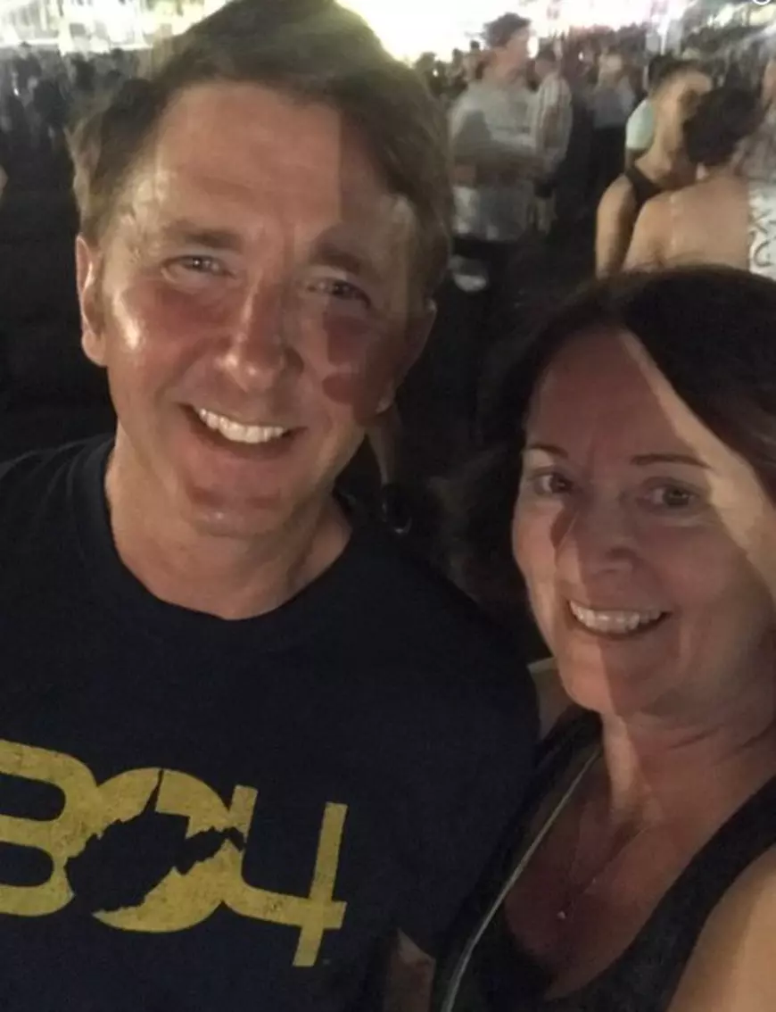 Cine sunt victimele atacului armat din Las Vegas. "Și-a sacrificat viața pentru a o salva pe a mea"