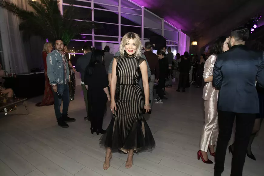 VIDEO EXCLUSIV/ Gina Pistol despre noul ei look. ”Jur că nu am photoshopat nimic. M-a certat și mama...”