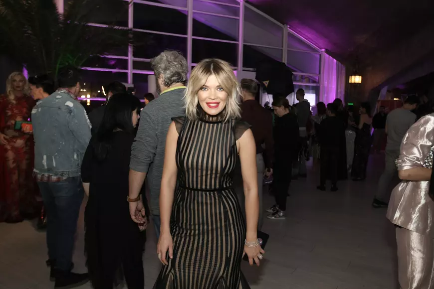 VIDEO EXCLUSIV/ Gina Pistol despre noul ei look. ”Jur că nu am photoshopat nimic. M-a certat și mama...”