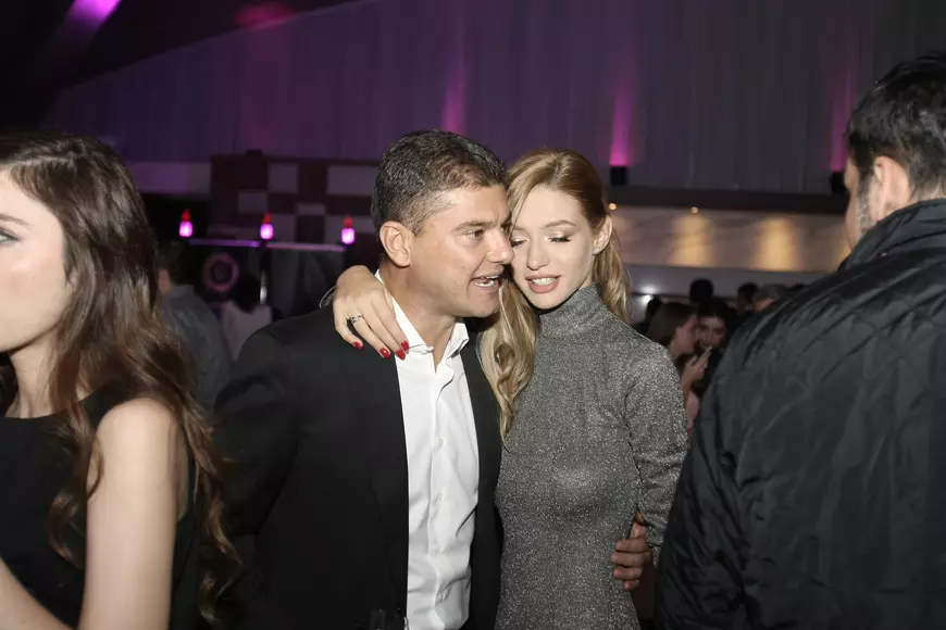VIDEO EXCLUSIV/ Cristian Boureanu știe mai bine ce haine să poarte iubita lui. „Bărbații observă rochiile pentru că se gândesc ce or să dezbrace”