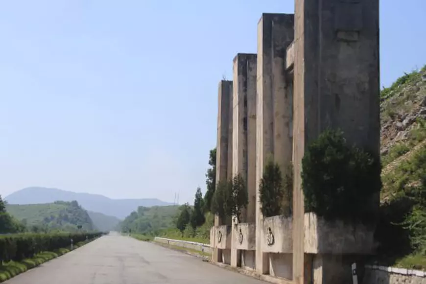 Capcană a tancurilor (nknews.org)