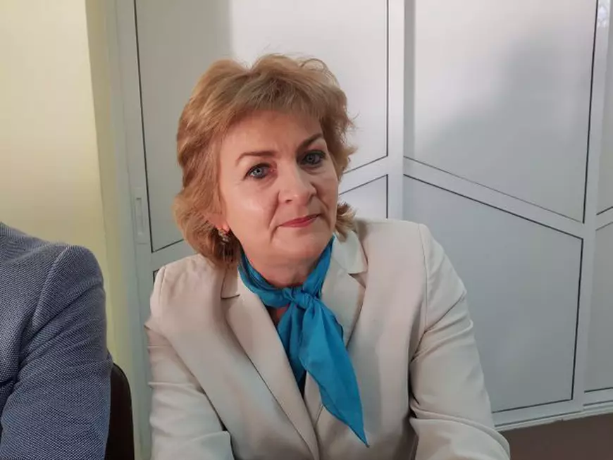 REPORTAJ: Campionii șomajului din România au tratat cu dispreț bursa locurilor de muncă pentru absolvenți de la Vaslui| GALERIE FOTO