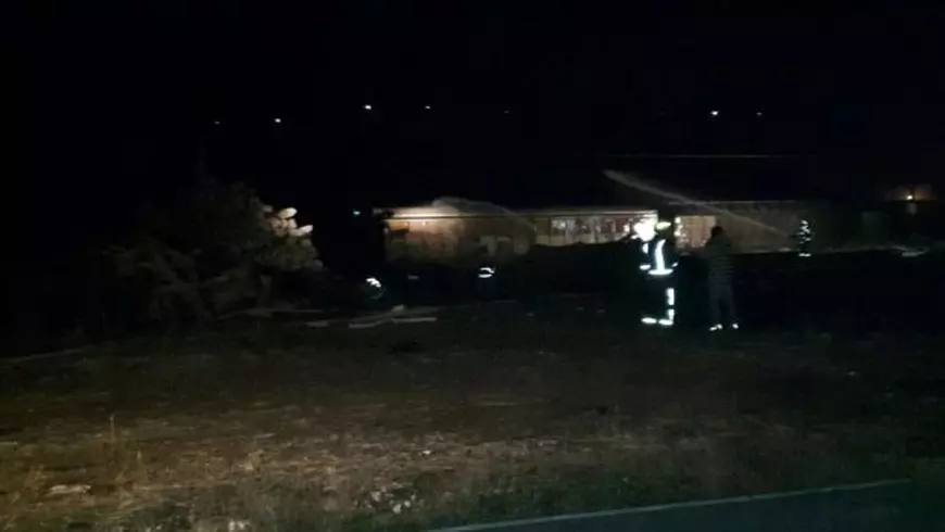 Pericol de explozie la un tren de marfă cu azotat de amoniu, în gara Breaza Nord. Populația, evacuată | FOTO&VIDEO