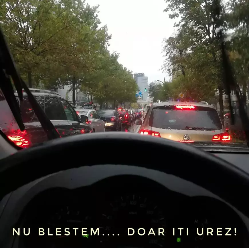 Dani Oțil le zice "numai de bine" șoferilor care circulă pe timp de ploaie. "Să îți pută mașina a..."