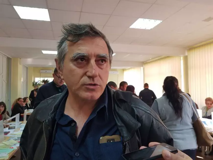 REPORTAJ: Campionii șomajului din România au tratat cu dispreț bursa locurilor de muncă pentru absolvenți de la Vaslui| GALERIE FOTO