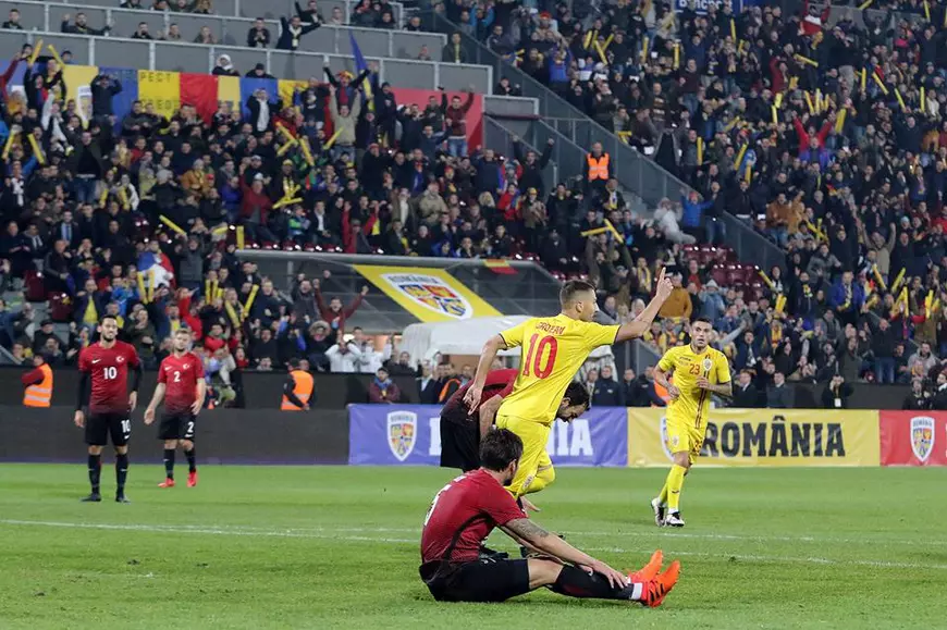 Suntem campioni în amicale. Tricolorii au subordonat Germania, Spania sau Belgia, dar la oficiale s-au împiedicat de Armenia, Lituania sau Kazahstan / ANALIZĂ&VIDEO