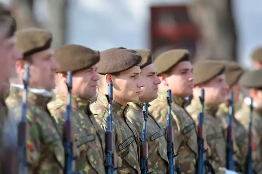 VIDEO /Primele repetiţii pentru parada militară de 1 Decembrie, Ziua Naţională a României. Militarii vor purta pentru prima dată noile modele de uniforme