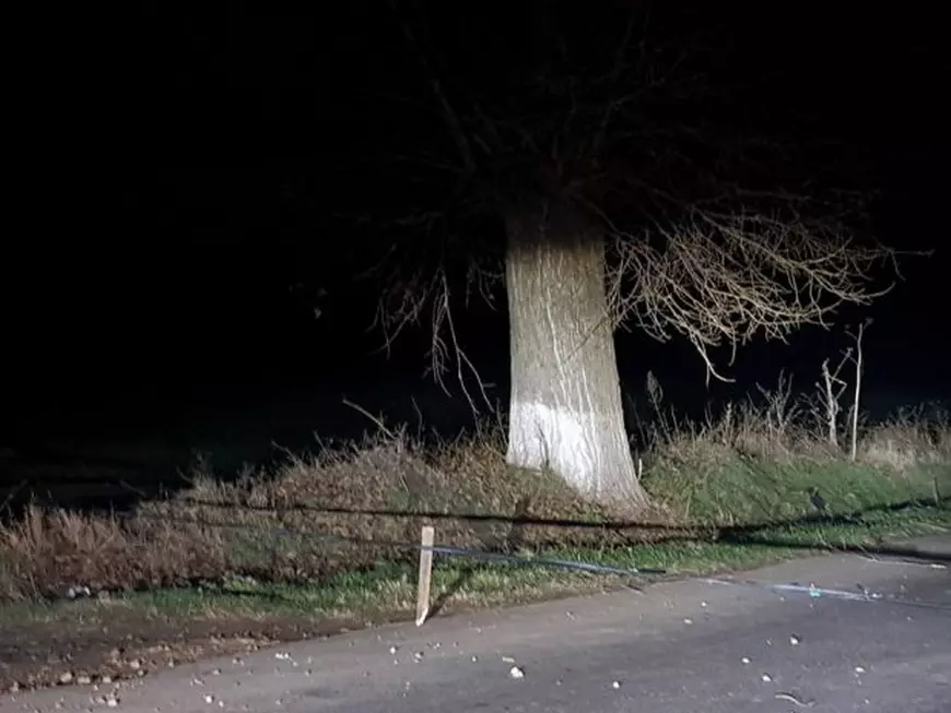 Avertismentul care circulă pe Facebook. Ce „capcane” au apărut pe un drum din România