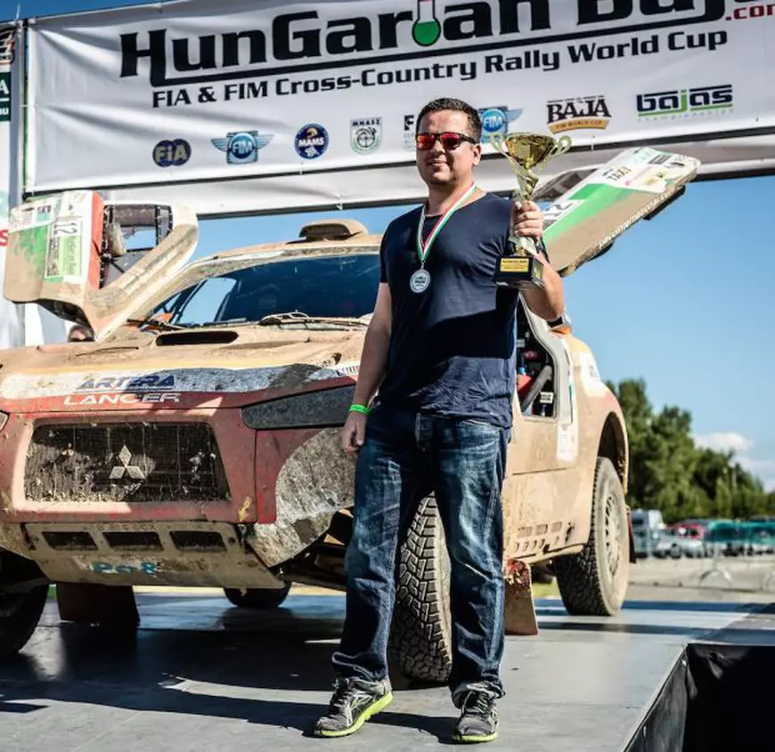 Cășuneanu Jr. sare în apărarea ”regelui asfaltului”. “Tata e terorizat, nu mai rezistă!”